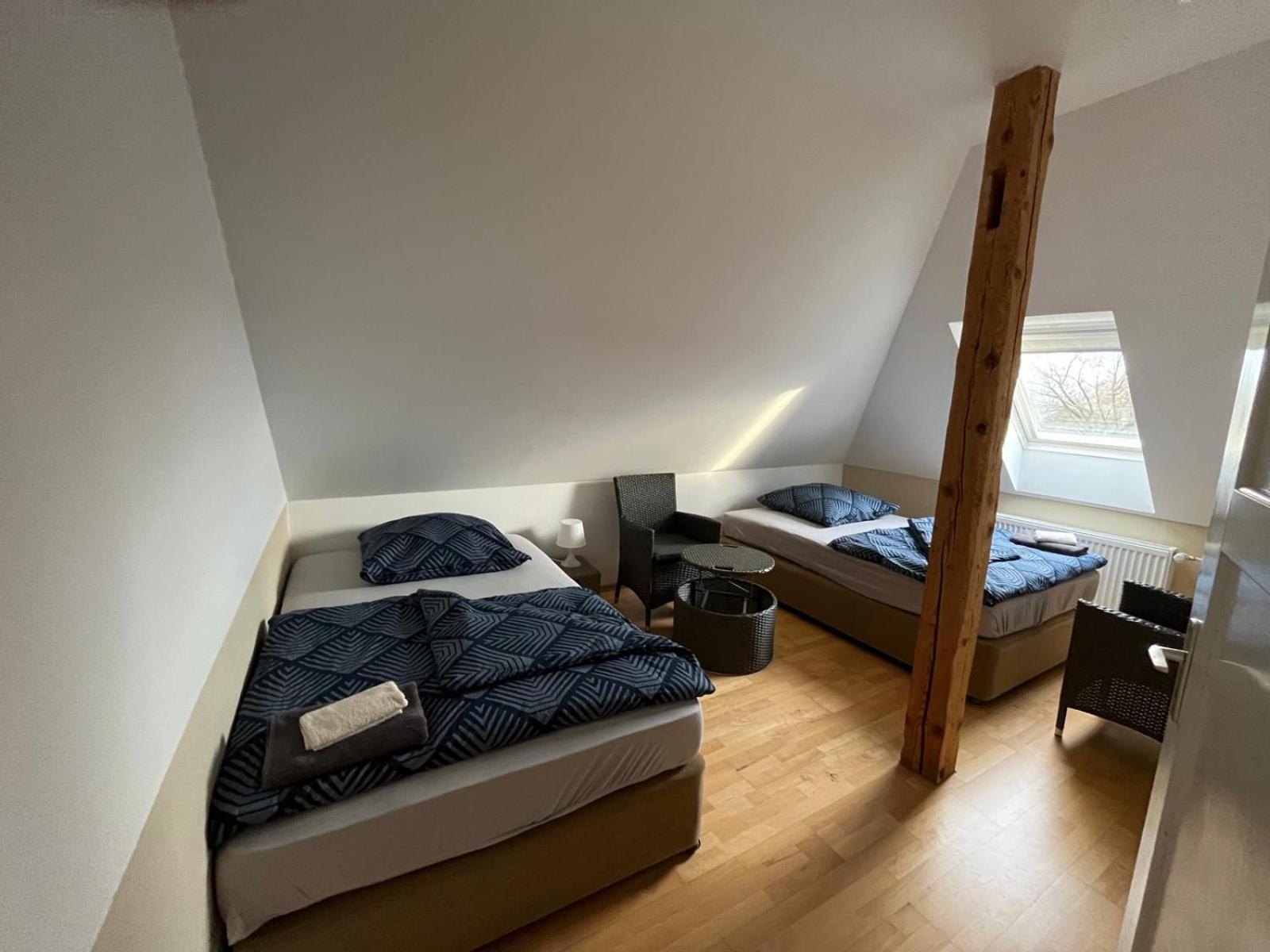 Doppelzimmer-Bad-Kuehlschrank-Tv-19 Meine エクステリア 写真