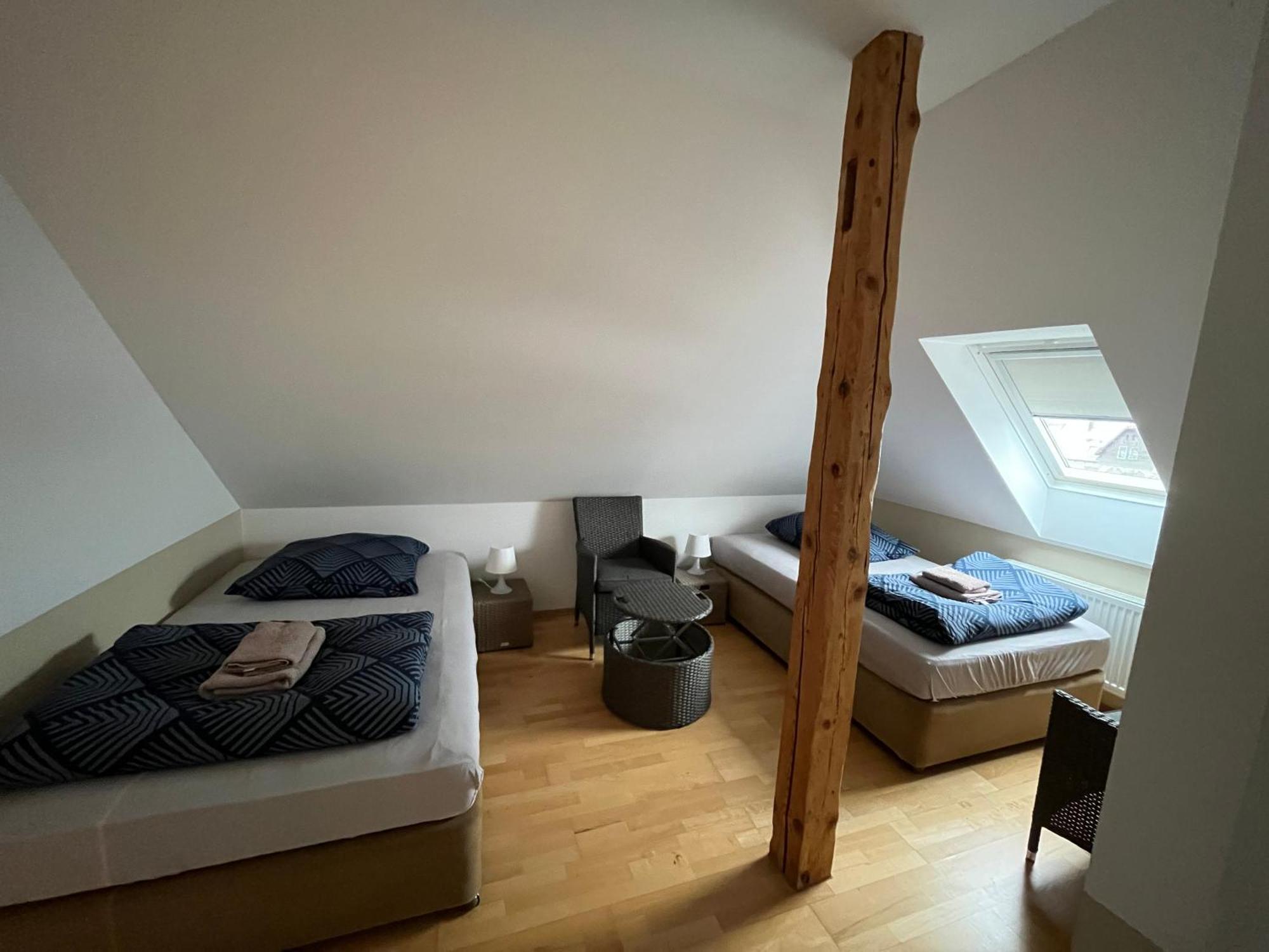 Doppelzimmer-Bad-Kuehlschrank-Tv-19 Meine エクステリア 写真