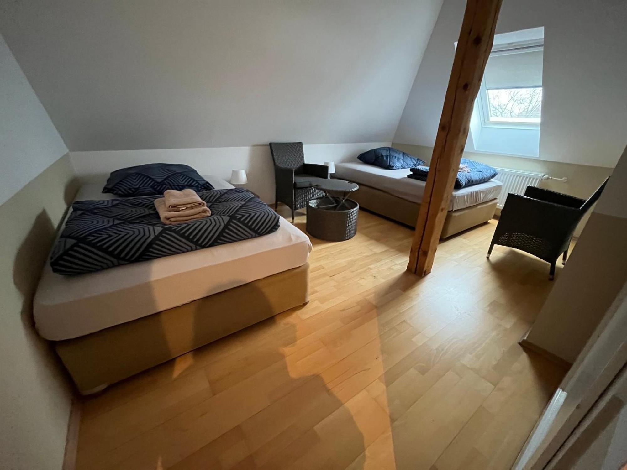 Doppelzimmer-Bad-Kuehlschrank-Tv-19 Meine エクステリア 写真